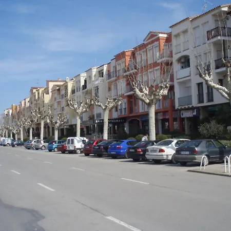Apartamento Renovado, Luminoso, A 300m De La Playa Apartamento Ampuriabrava