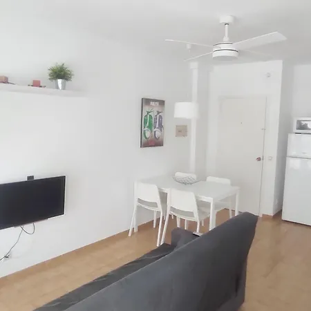 Apartamento Renovado, Luminoso, A 300m De La Playa Empuriabrava